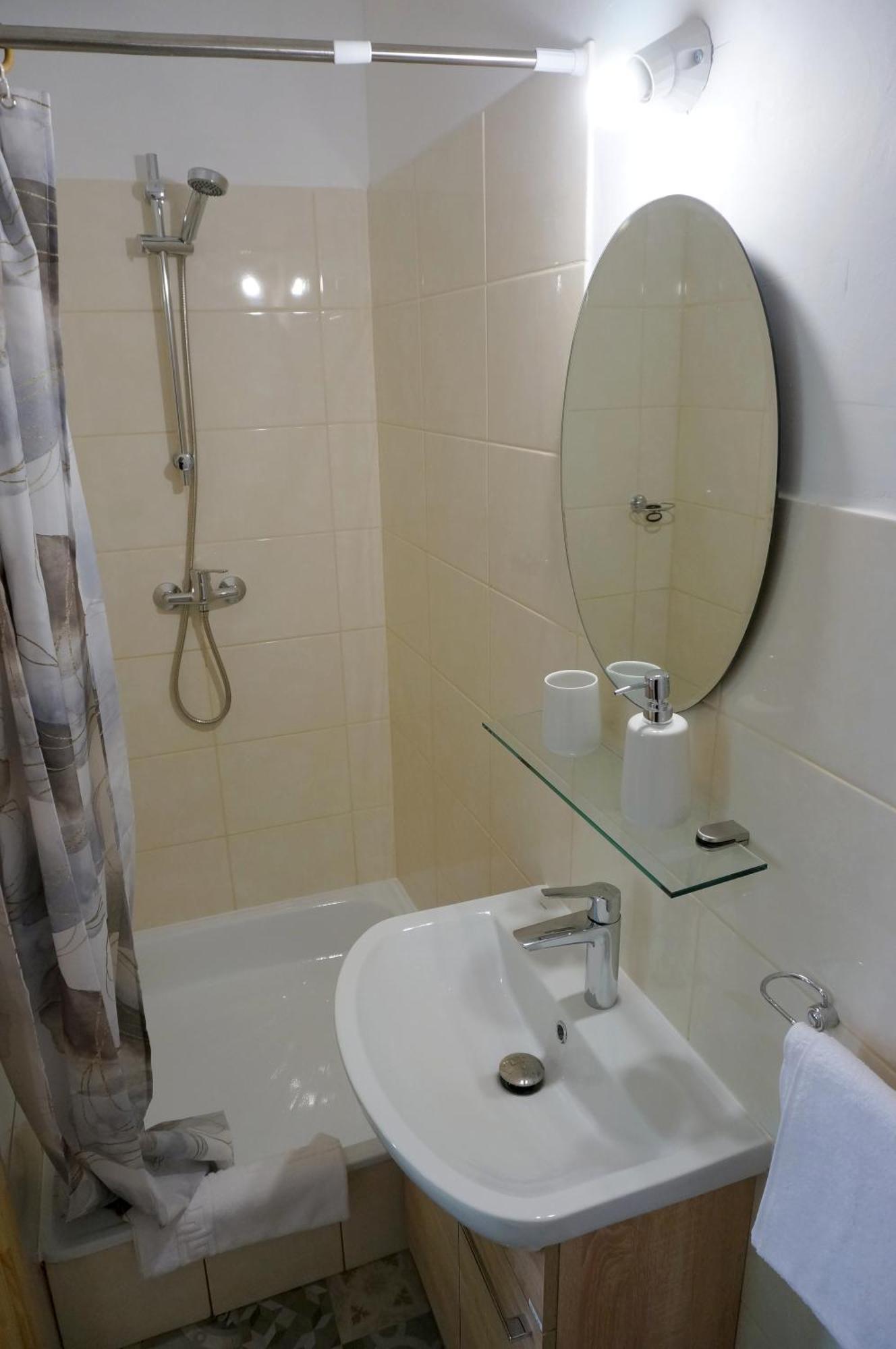 Uliha Apartamenti لييبايا المظهر الخارجي الصورة